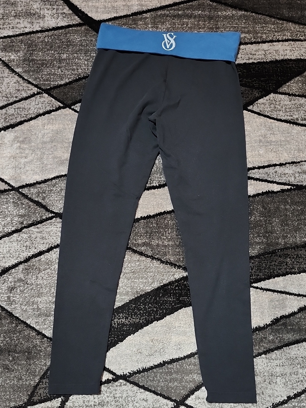 VICTORIA SECRET 2021 BLACK FOLD-OVER BLUE & SILVER-SHINE LOGO YOGA LEGGINGS